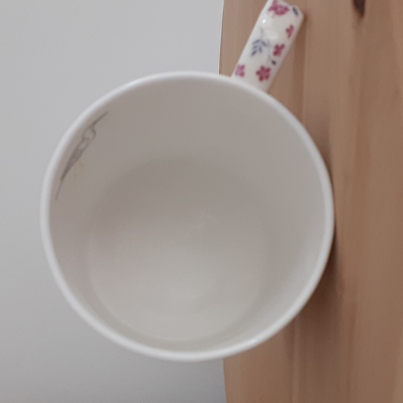 Queens by Churchill Gone to the Beach Fine Bone China Tea Coffee Cup 8 oz - Picture 6 of 10